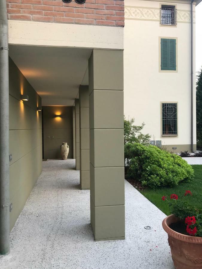 La Sosta Fuori Stazione Bed & Breakfast Brescello Exterior foto